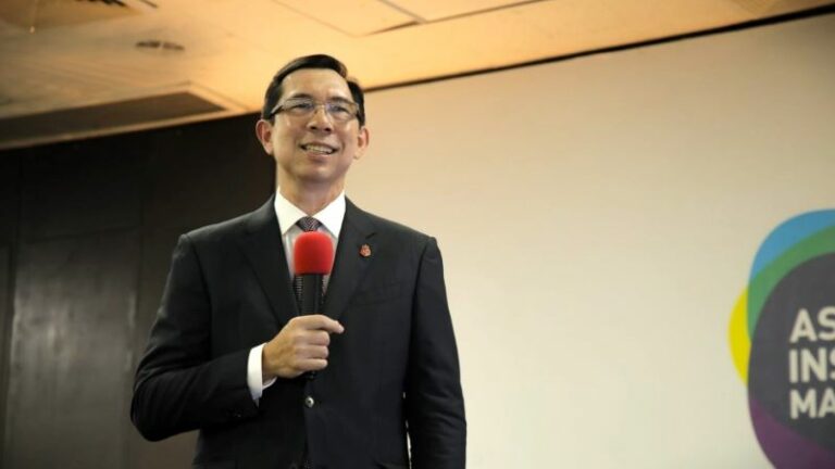 BPI President and CEO, Mr. Jose Teodoro K. Limcaoco addresses the students
